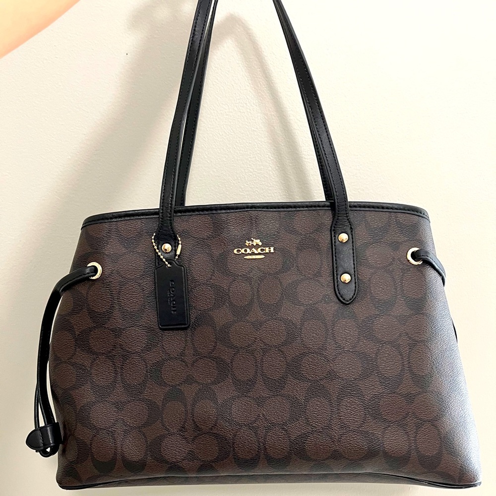 COPY - Coach Brown/Black Over the Shoulder Bag